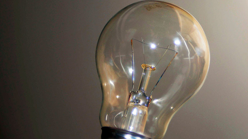 Saudi doctors remove lightbulb that spent 11 yrs inside man’s stomach