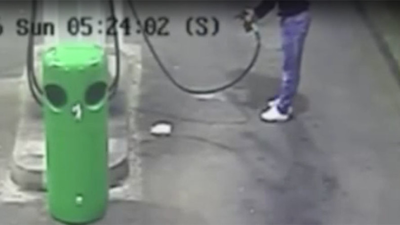 Man who tried to set himself alight at gas station jailed (VIDEO)