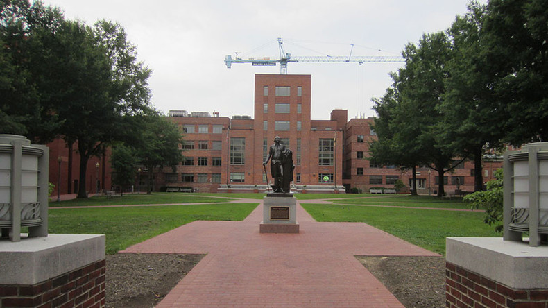 Labor board sets historic precedent by defining university resident advisers 'employees'