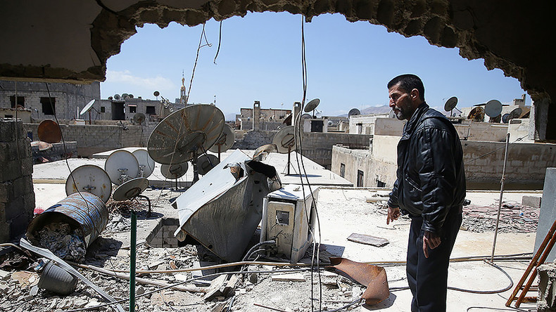 Terrorist-linked rebels ‘managed the news’ following Syrian gas attack – fmr CIA officer