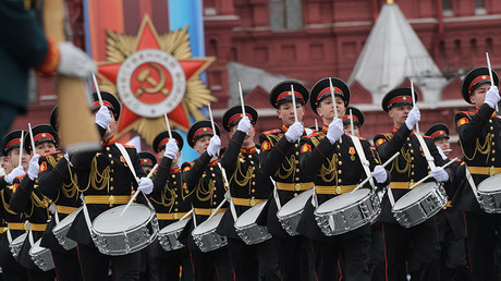 1,000s of troops, state-of-the-art weaponry parade through Moscow on V-Day (PHOTOS, FULL VIDEO)