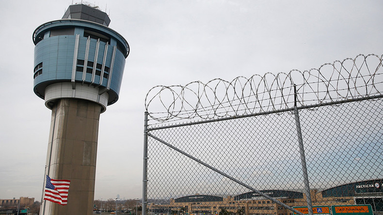 Trump announces plan to modernize, privatize air traffic control
