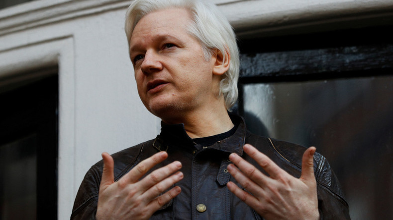 Comey hailed as ‘intelligence porn star’ by Assange, as Snowden defends ‘leak’