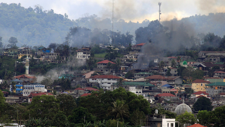 ‘At least 100 bodies’ on streets of ISIS-occupied city, says Philippine official