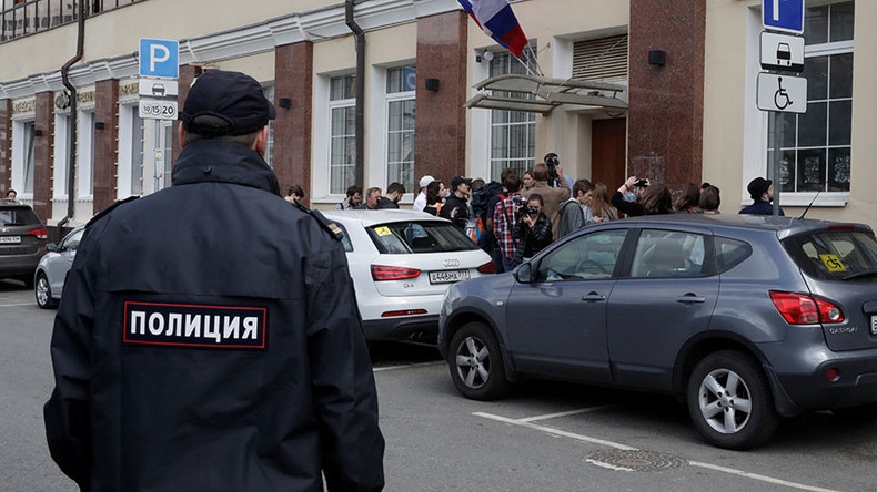 Police search office of opposition figure Navalny in Moscow