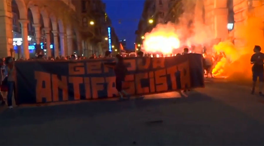 Smoke bombs, flares as 2,000 march in Genoa to protest far-right group’s new HQ (VIDEO)