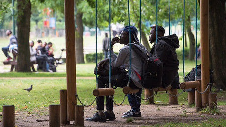 New ‘Jungle?' Hundreds of migrants set up camp in Brussels park