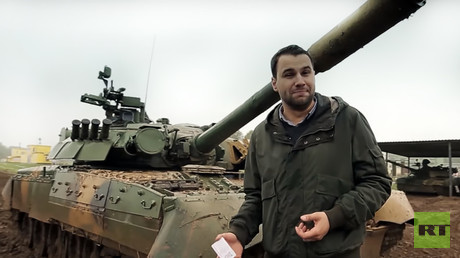 Mud & steel: RT reporter test-drives T-80 Russian battle tank (VIDEO)