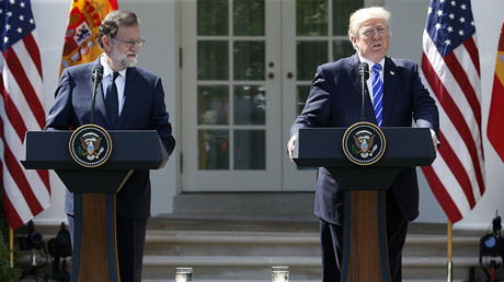 Spanish Prime Minister Mariano Rajoy and U.S. President Donald Trump hold a joint news conference in the Rose Garden at the White House in Washington, U.S., September 26, 2017. © Joshua Roberts