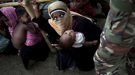 ‘Humanitarian nightmare’: Over 500k Rohingya refugees flee Myanmar violence