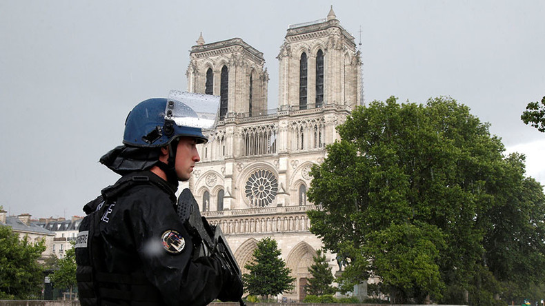 French Parliament backs new anti-terrorism law