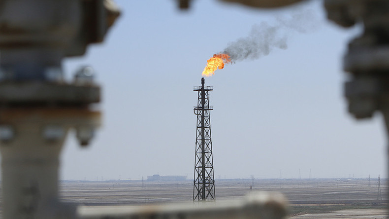 Russia rebuilds Iraq's energy sector in areas freed from ISIS miltants (VIDEO)