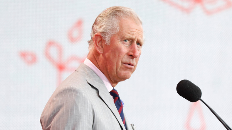 Prince Charles snubbed by N. Irish mayor over Bloody Sunday massacre