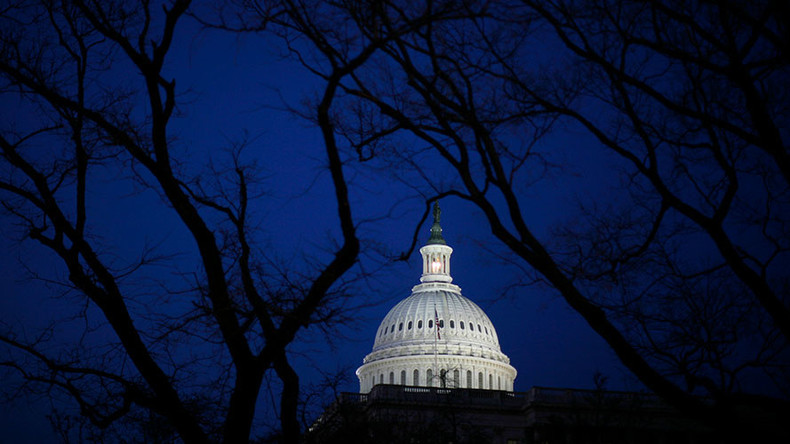 US senator wants former DNC head, Clinton campaign manager to testify on Trump-Russia dossier