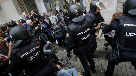 Spanish govt official in Catalonia apologizes for independence vote violence