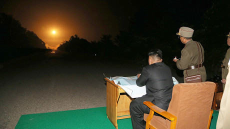 North Korean leader Kim Jong Un provides field guidance during a tactical rocket firing drill © Reuters