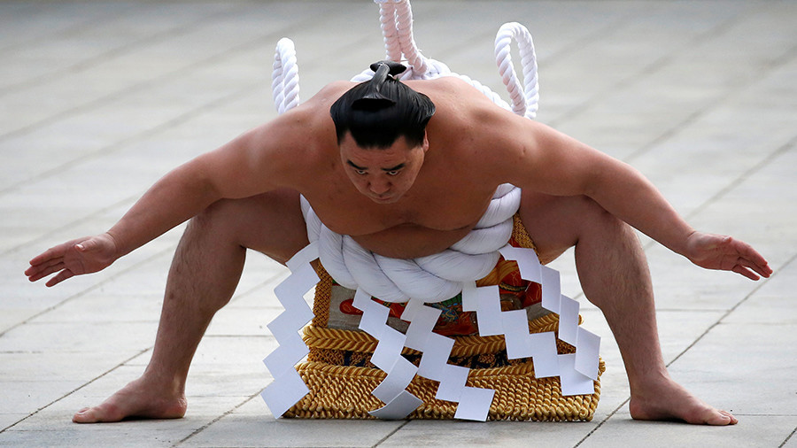 Mongolian sumo champion under investigation for beer bottle assault on ...