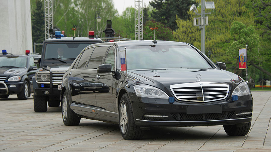 Putin motorcade threatened by 50 false bomb alerts from ‘telephone terrorists’