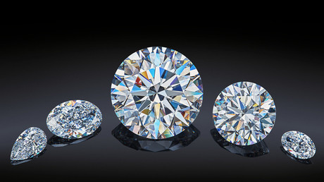 ‘Perfect gemstones’: Russia exhibits unique collection of 5 diamonds worth $10mn (PHOTO, VIDEO)