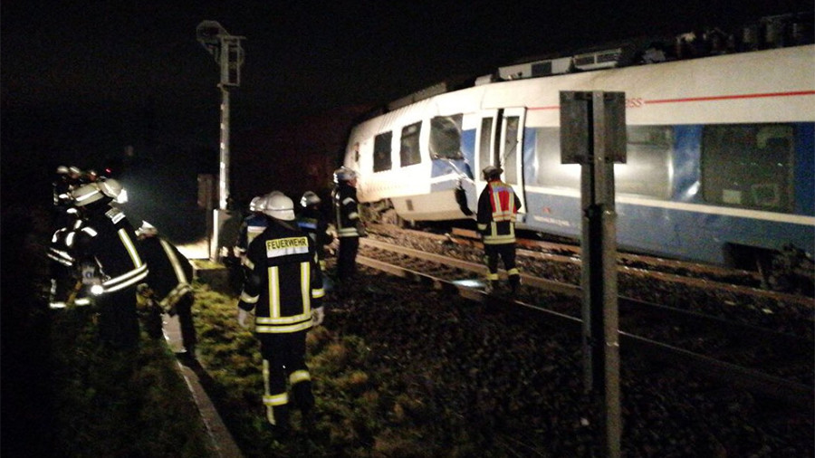 Dozens injured, some seriously in train collision near Dusseldorf (PHOTOS)