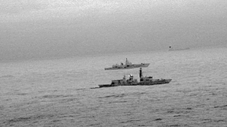 Royal Navy shadows newest Russian missile frigate in North Sea (PHOTO)