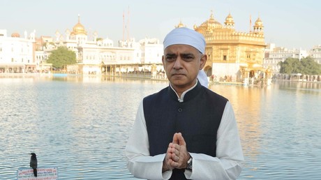 ‘Arrest him’: Pro-Trump protesters storm London Mayor’s speech (PHOTOS, VIDEO)