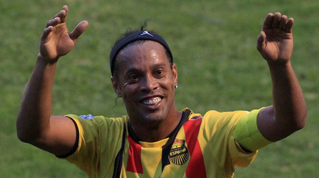 Double-dinho: Brazil legend Ronaldinho 'to marry two women at same time' (PHOTOS)