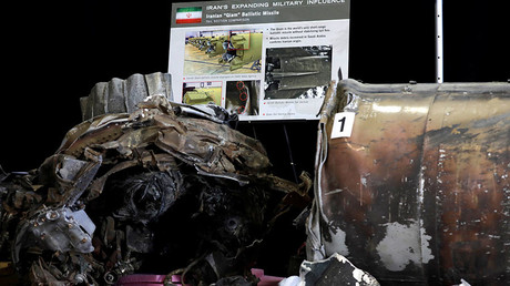 Remains of an Iranian ballistic missile provided by Pentagon displayed during US Ambassador to the UN Nikki Haley’s media briefing in Washington, US, December 14, 2017 © Yuri Gripas