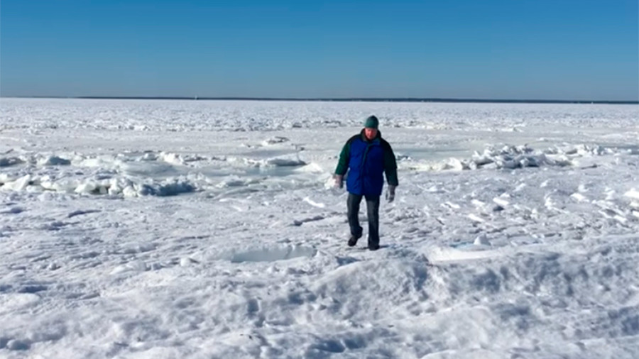 Aftermath of ‘bomb cyclone’ reduces MA bay to frozen wasteland (VIDEOS)