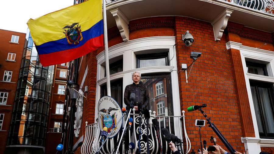 'Marshall attack': Assange sends Twitter into frenzy of 