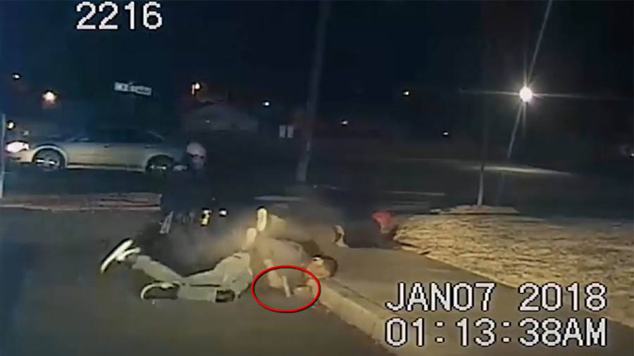 Graphic video shows suspect firing on Arkansas police 