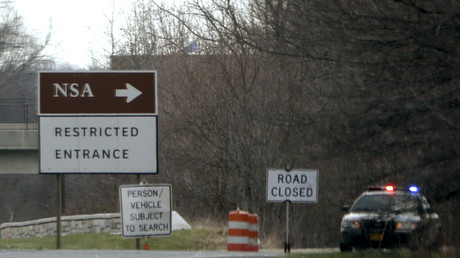 A police vehicle blocks an entrance into the NSA facility in Fort Meade, Maryland, US, March 30, 2015. © Gary Cameron