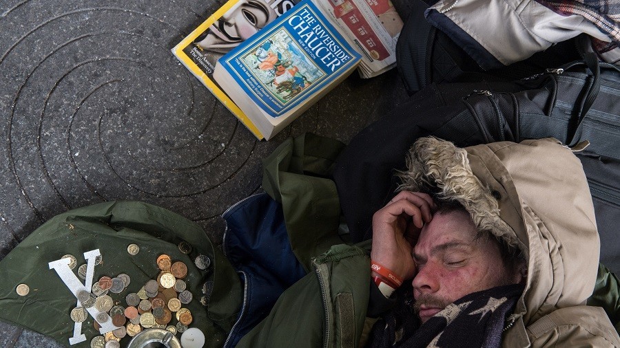 Scrap ‘barbaric’ pre-Victorian powers to detain rough sleepers, homeless campaign group tells RT