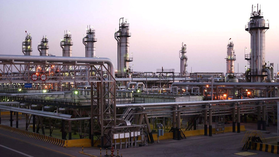 Saudis ready to swing oil market into deficit