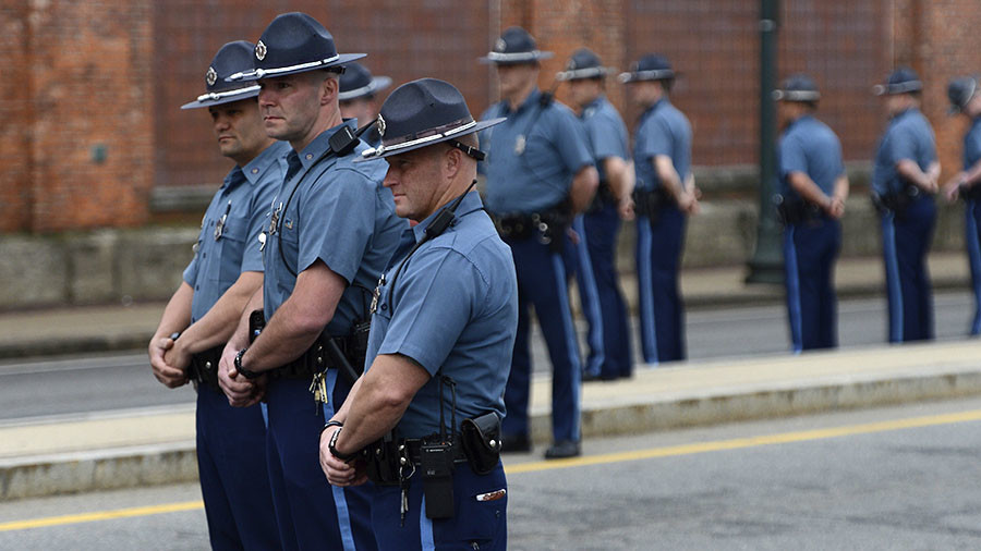 Bikers v cops: Chaotic chase through Boston ends in roadblock shooting