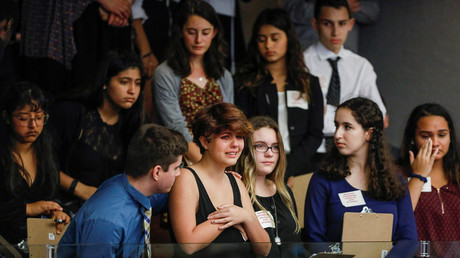 13yo student sneaks rifle into Ohio school & fatally shoots himself in bathroom