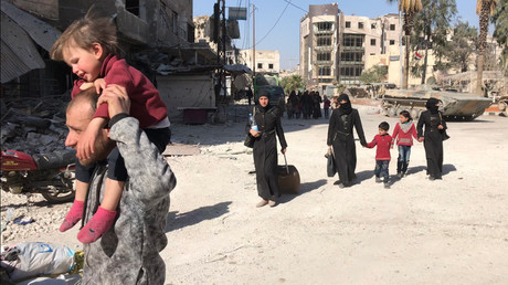 « Ils savent que nous savons qu'ils sont des menteurs, ils continuent de mentir » : la propagande de guerre de l'Occident sur la Ghouta crescendos
