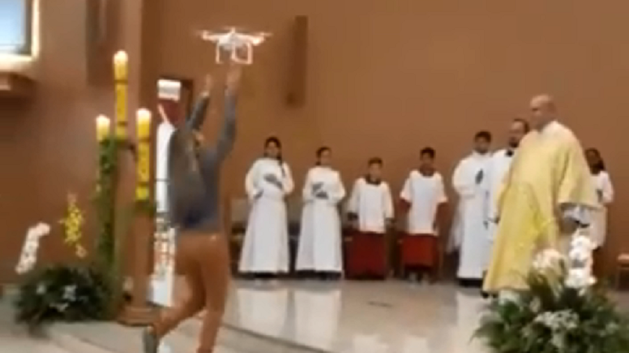 Desecration of Eucharist? Drone delivers âBody of Christâ to altar during Brazil Easter mass (VIDEO)