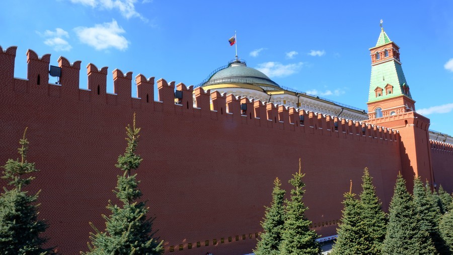 Kremlin denies plans to launch internet firewall similar to China’s
