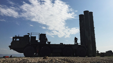 FILE PHOTO: An S-400 air defence missile system. © Dmitriy Vinogradov