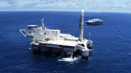 Israeli police use stun grenades against ultra-Orthodox rioters in Jerusalem