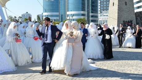 199 couples got married in a park on the 199th anniversary of the Chechen capital  Grozny © Said Tzarnaev