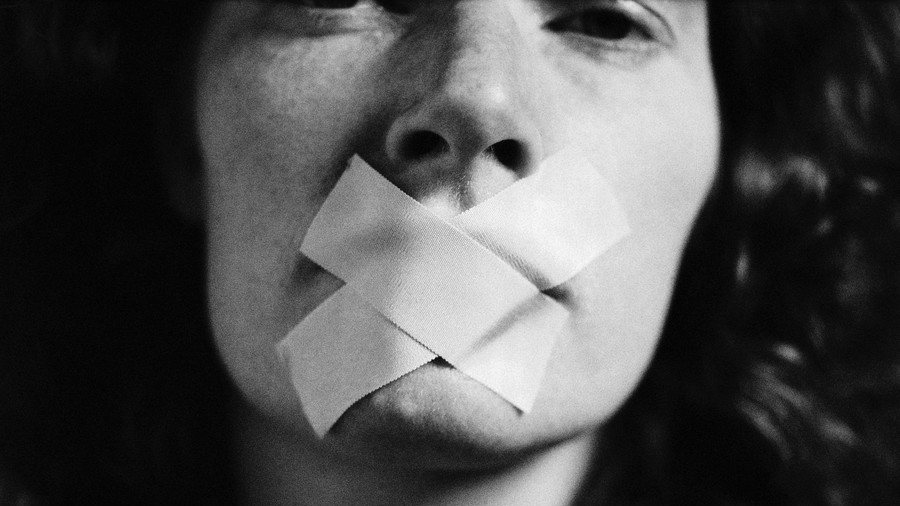 Govt cracks down on university ‘safe spaces’ despite MPs finding ‘no issue’
