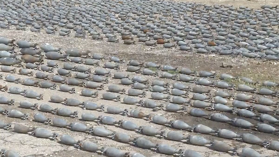 A NATO által gyártott bányák nagyszámú lőszeres gyorsítótárat találtak a szíriai Douma-ban (VIDEO)