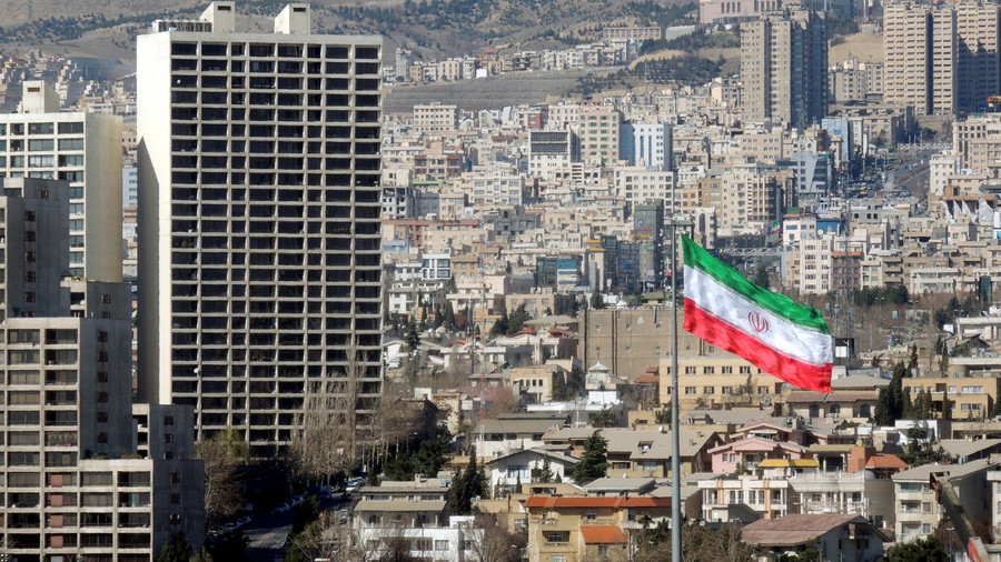 China winner from US sanctions on Tehran with dollar dominance waning – analysts to RT