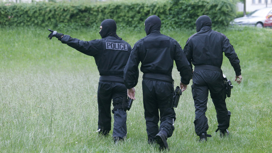 French police thwart terrorist attacks on swingers club & LGBT community