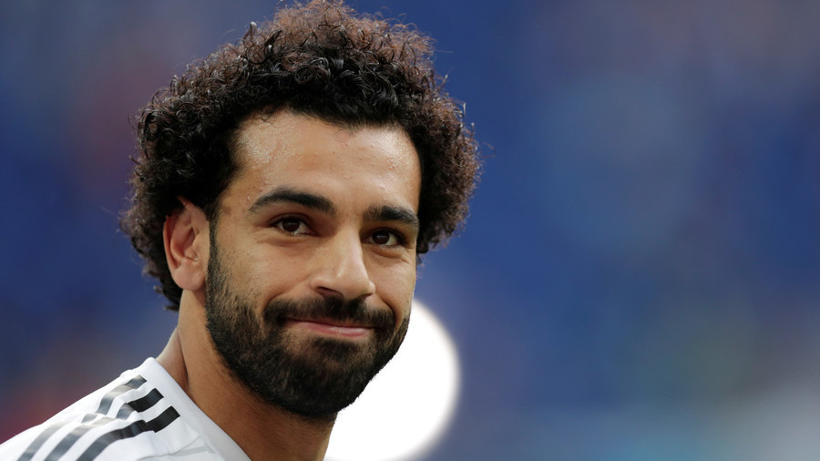 Egypt's Salah greets fans who turned up at his doorstep