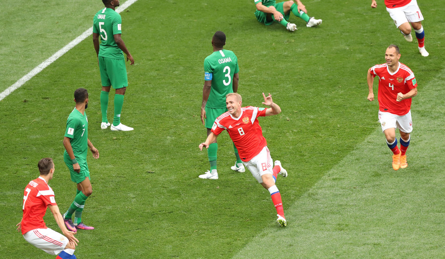 Igor Akinfeev the hero as Russian Federation dump Spain out after penalty shootout