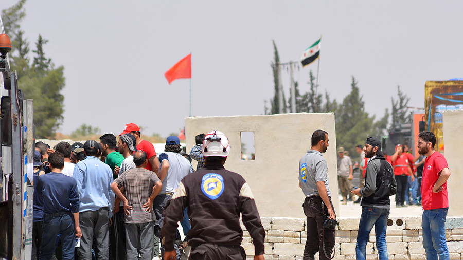 Israel evacuates 800 White Helmets from Syria to Jordan