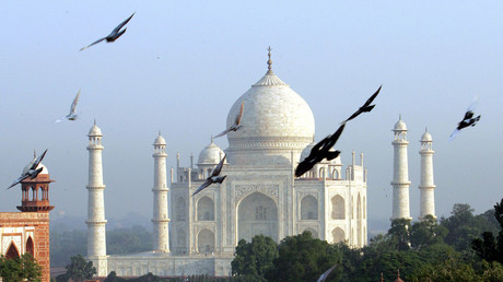 Taj Mahal, India © Kamal Kishore